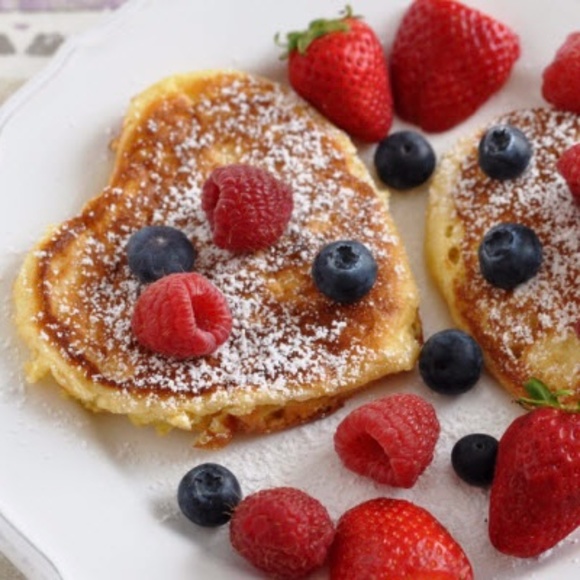 Fun Heart Shaped Mini Frying Pan ❤️ - Picture 4 of 16